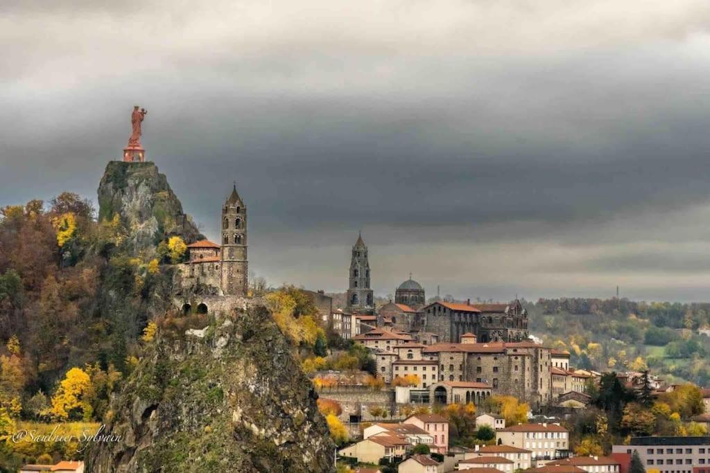 Maison Atypique - Centre Historique - Puy En Velay Le Puy-en-Velay 外观 照片